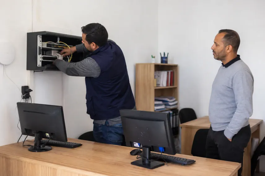 Matériel informatique d'une association à Laâyoune